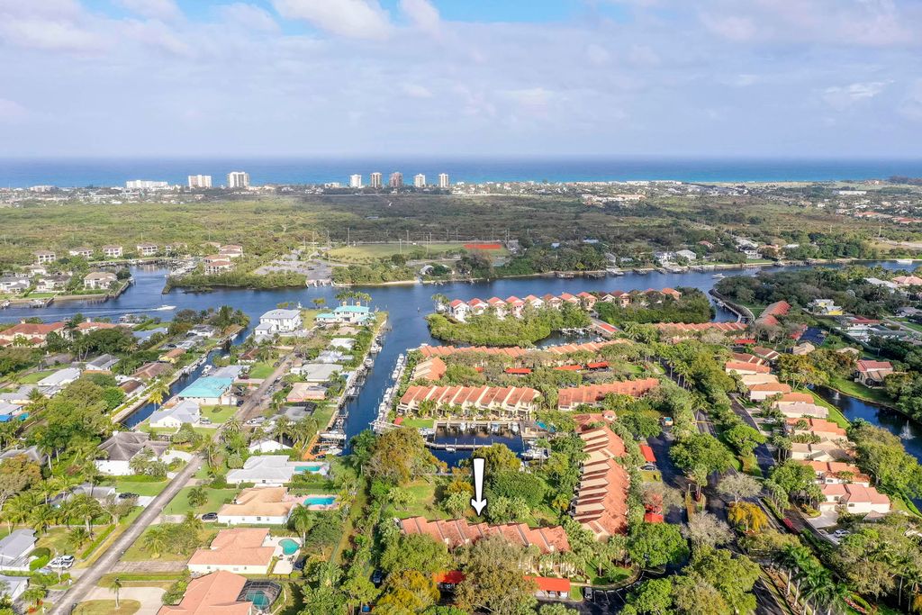 Photo of 2439 Treasure Isle Drive #6, Palm Beach Gardens, FL 33410 (MLS # R10784307)