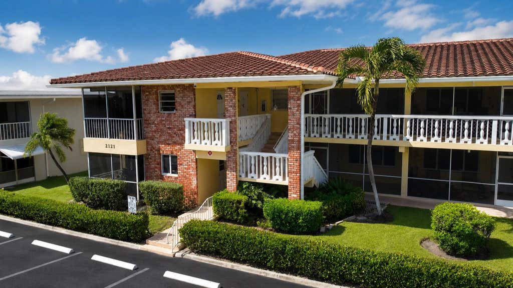 Photo of 2121 NE 68TH Street #201, Fort Lauderdale, FL 33308 (MLS # B26064319)
