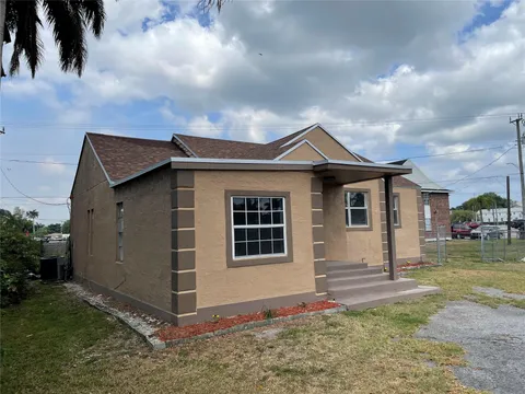 554 SE 1st St, Belle Glade, FL MLS: F10498974