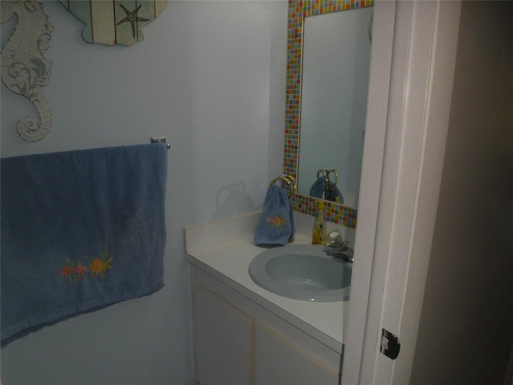 NOB HILL AT WELLEBY - Residential