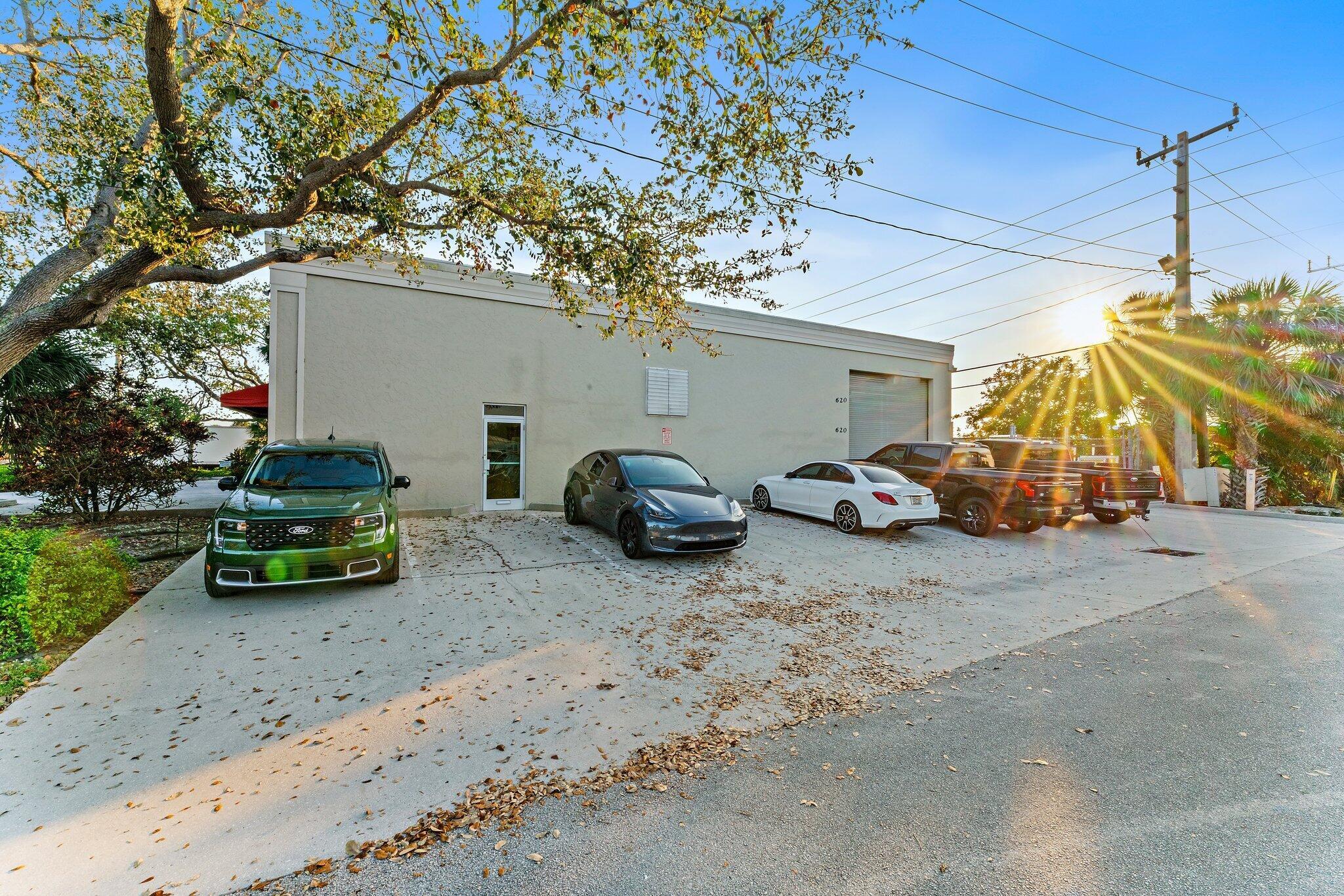620 N Old Dixie Highway