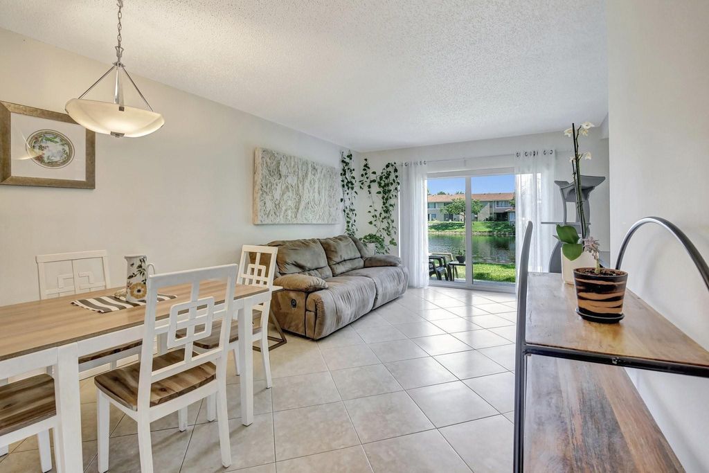 Photo of 9949 Twin Lakes Dr #9-F, Coral Springs, FL 33071 (MLS # F10514934)