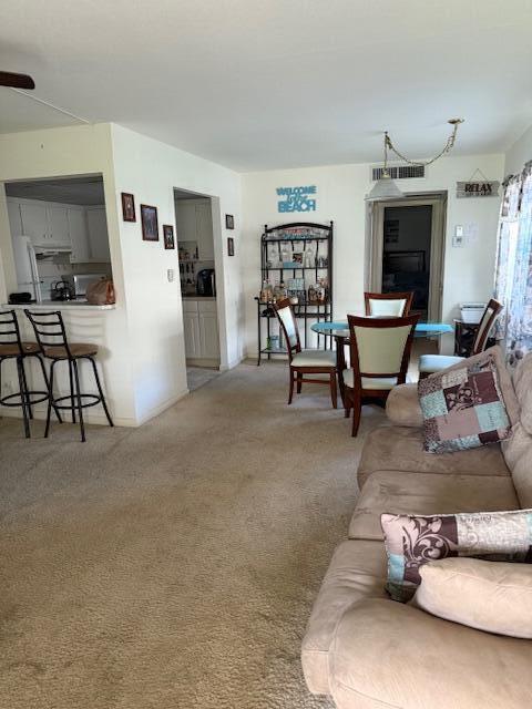 KINGS POINT BRITTANY COND - Residential