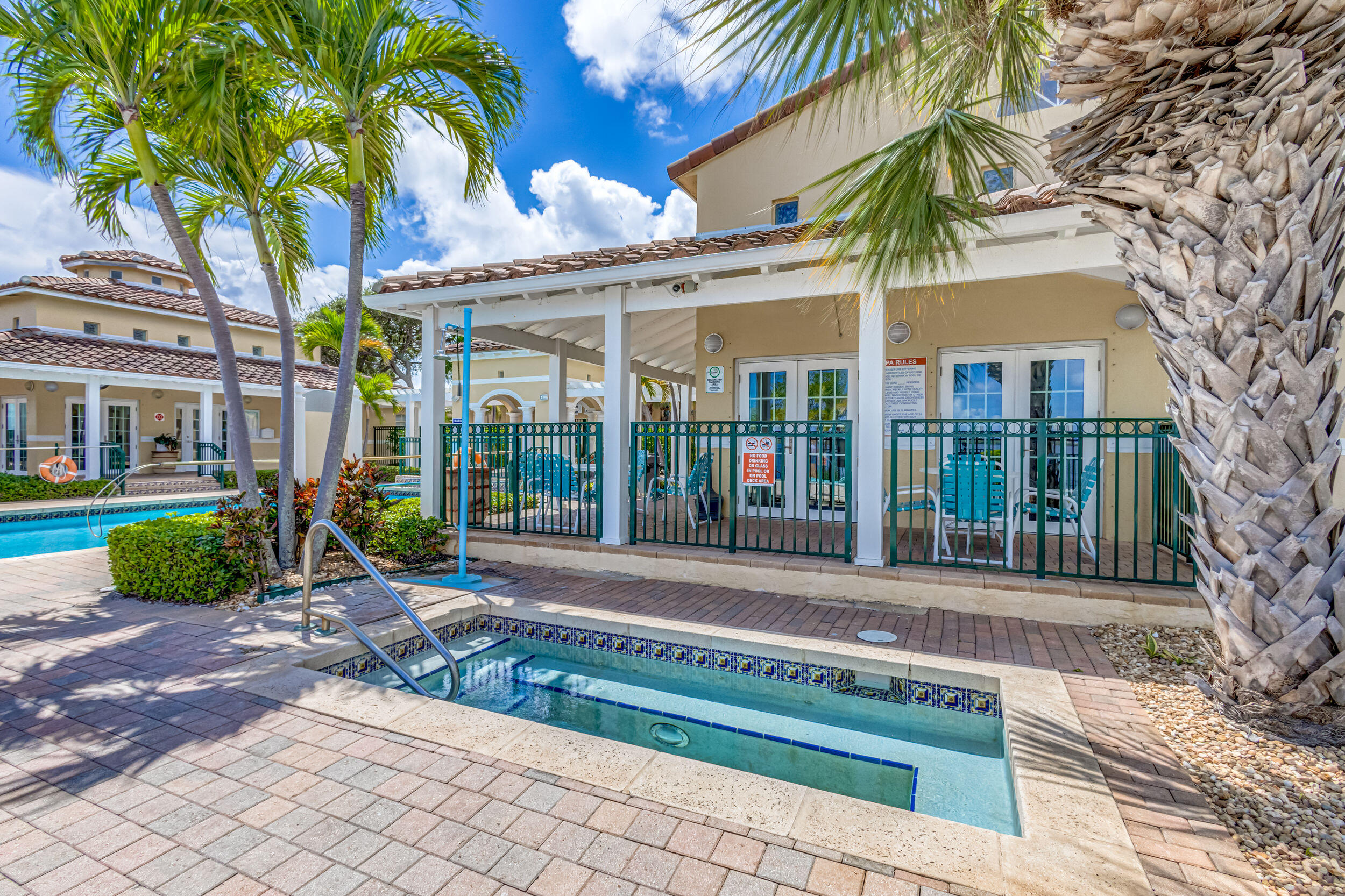 BAY REACH CONDO - Residential