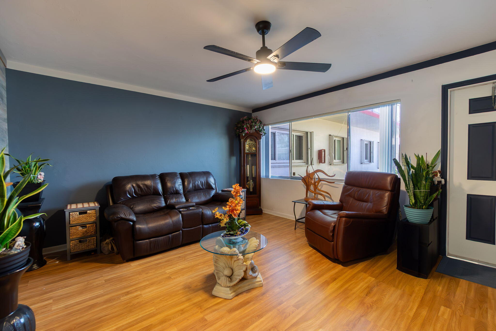 MURRY HILLS APT BLDG CONDO - Residential