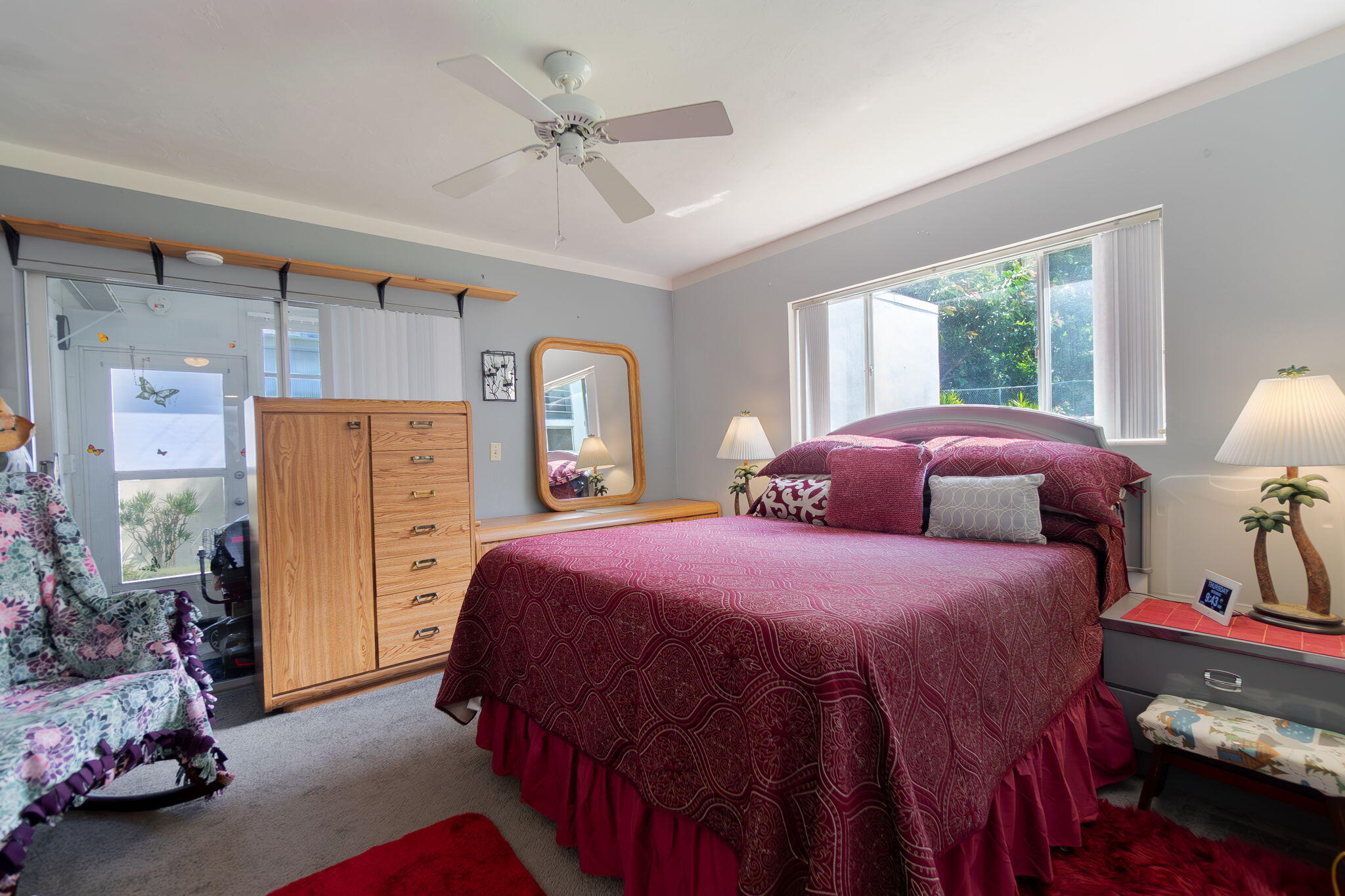 MURRY HILLS APT BLDG CONDO - Residential