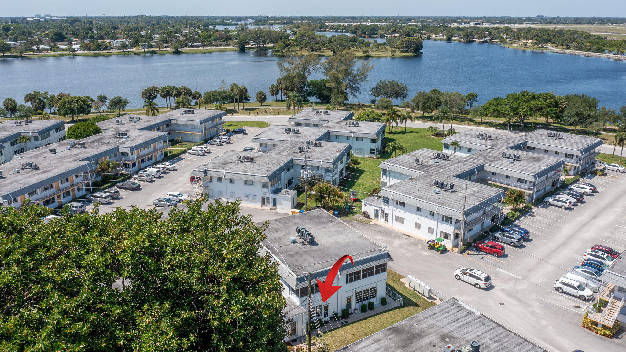 MURRY HILLS APT BLDG CONDO - Residential
