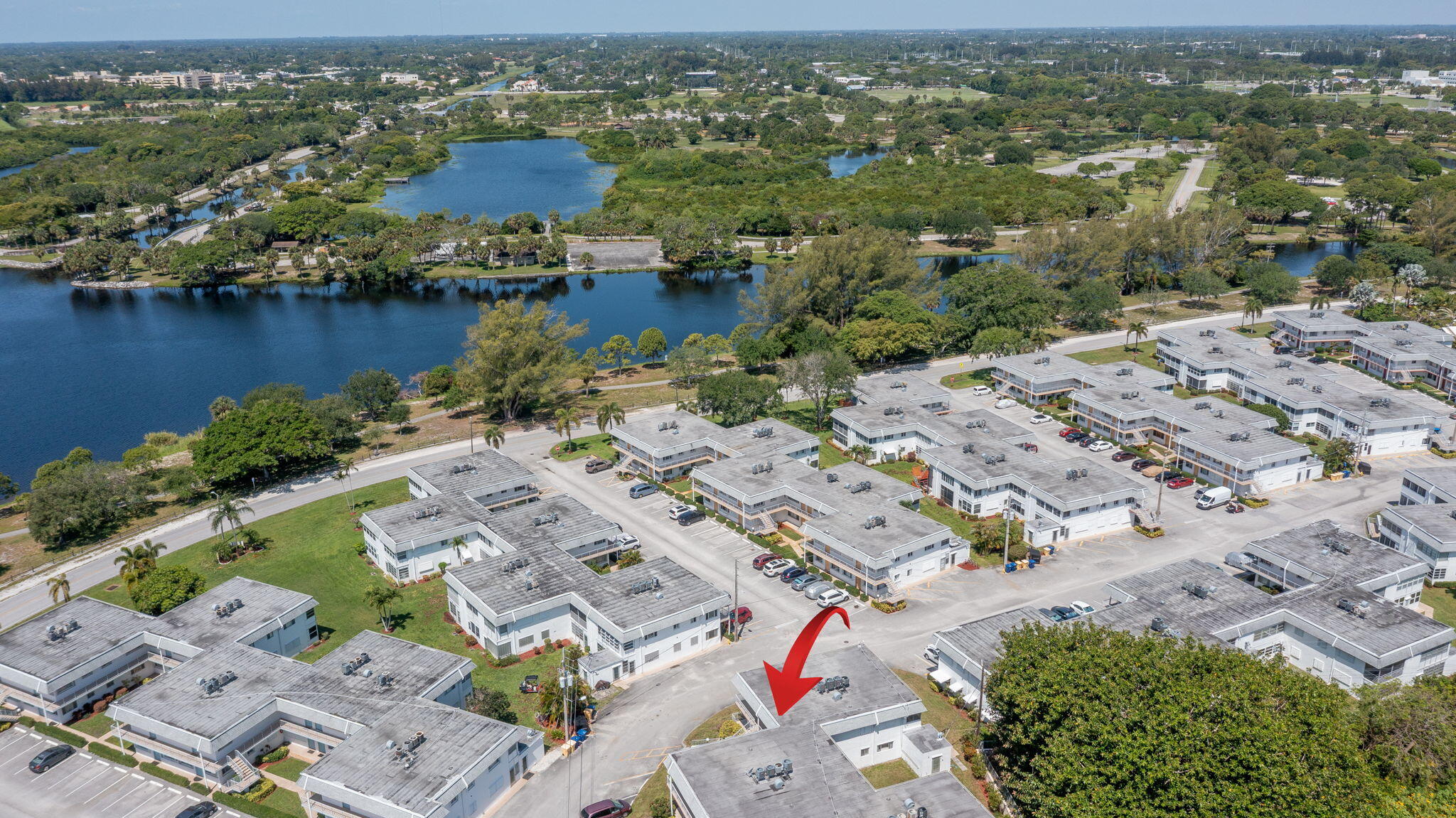 MURRY HILLS APT BLDG CONDO - Residential