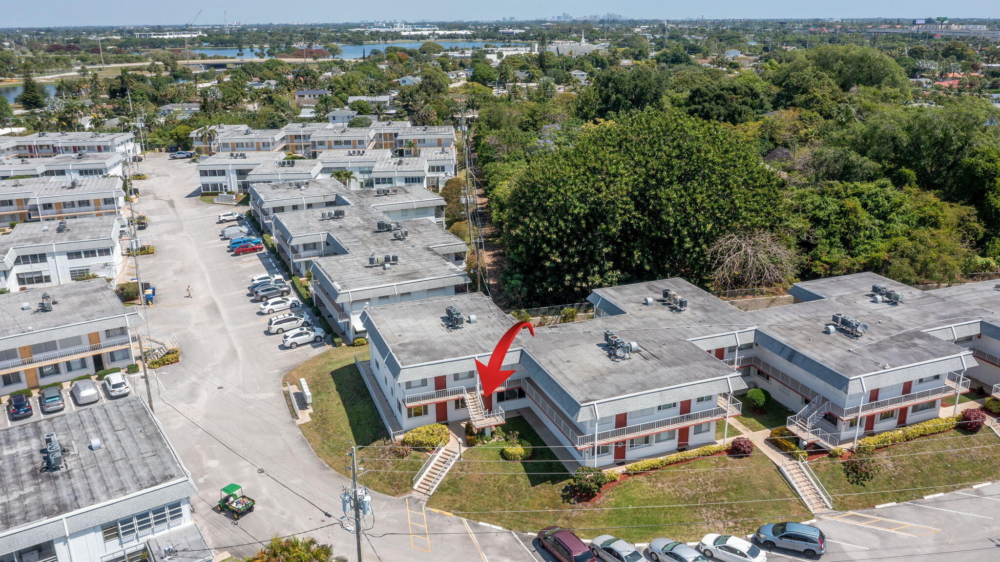 MURRY HILLS APT BLDG CONDO - Residential