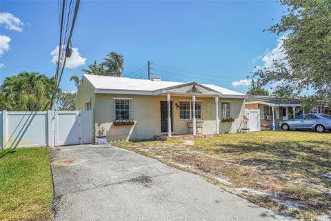 Single Family Residence in Fort Lauderdale FL 31 48th St St 2.jpg