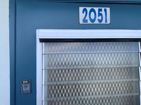 2051 Lincoln C 2051 Boca Raton FL 33434
