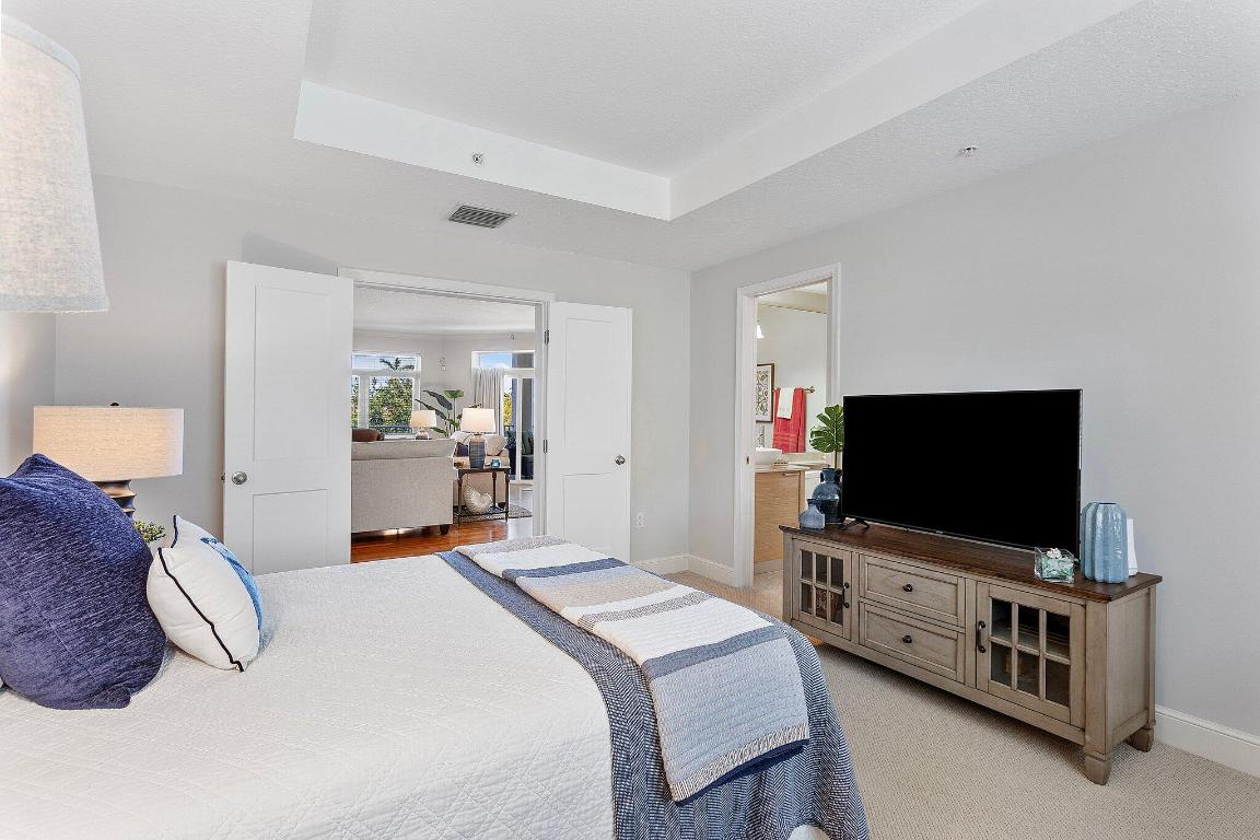 OLDE VILLAGE POINTE - Residential