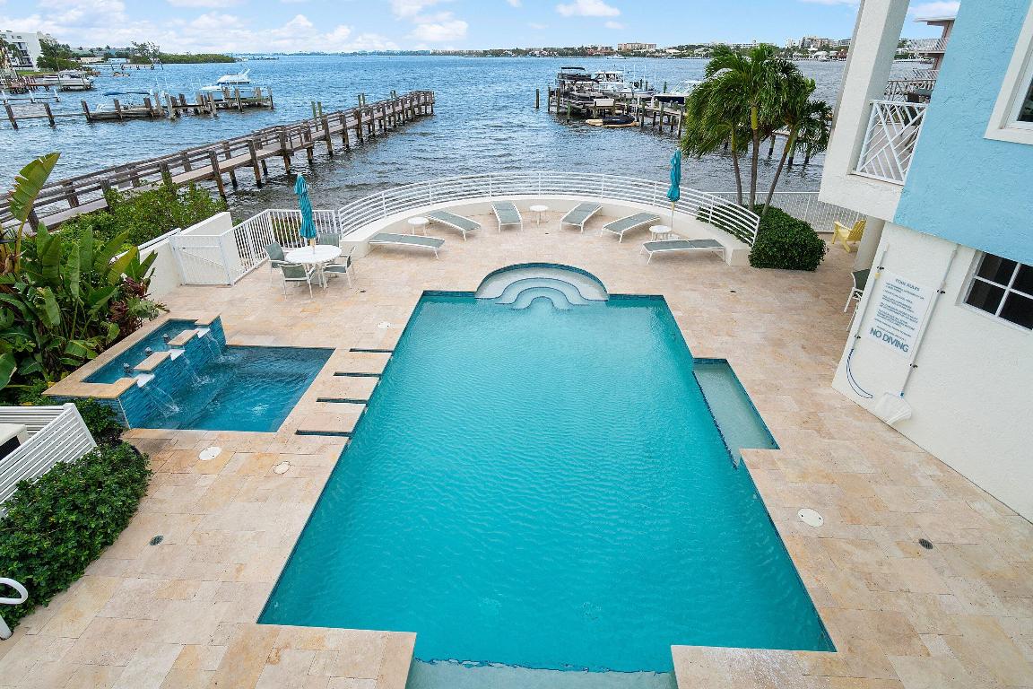 OLDE VILLAGE POINTE - Residential