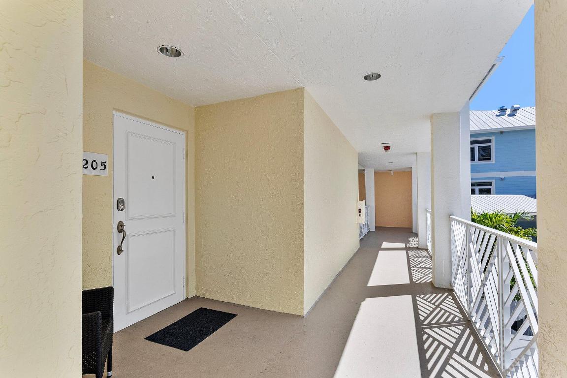 OLDE VILLAGE POINTE - Residential