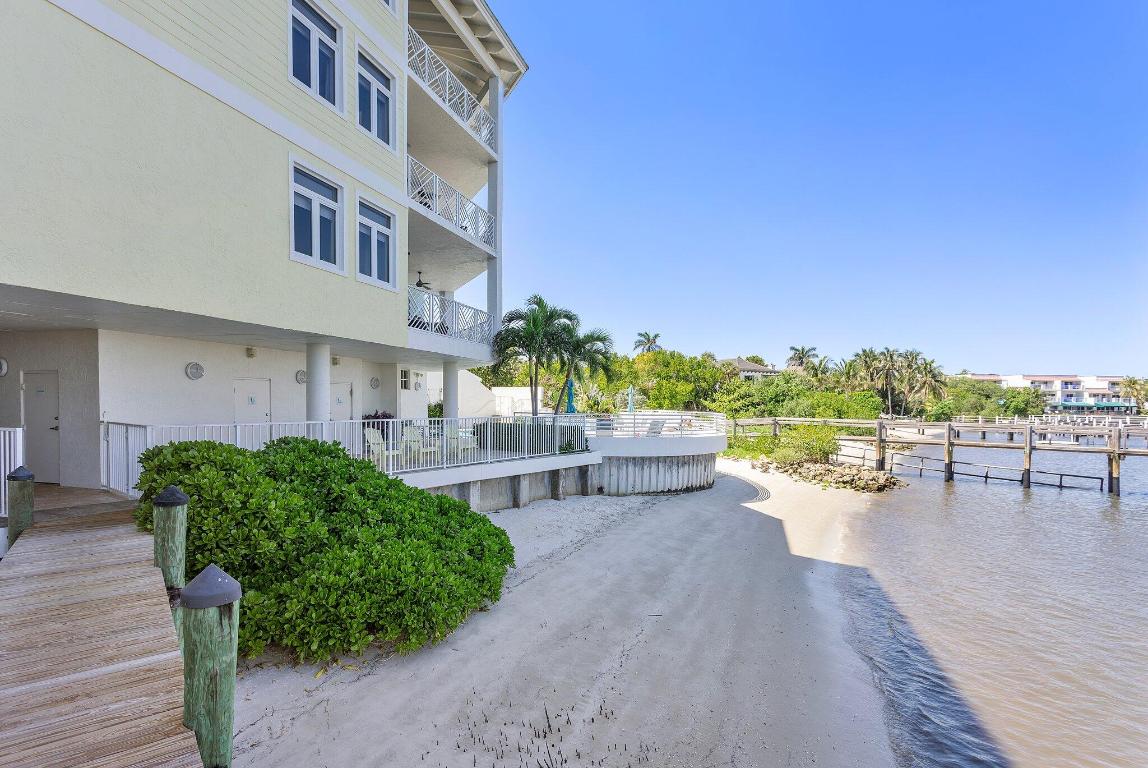 OLDE VILLAGE POINTE - Residential