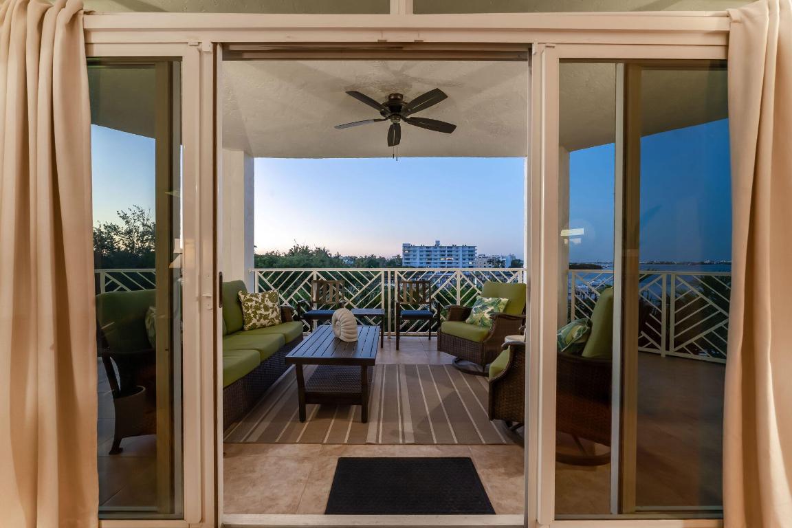 OLDE VILLAGE POINTE - Residential