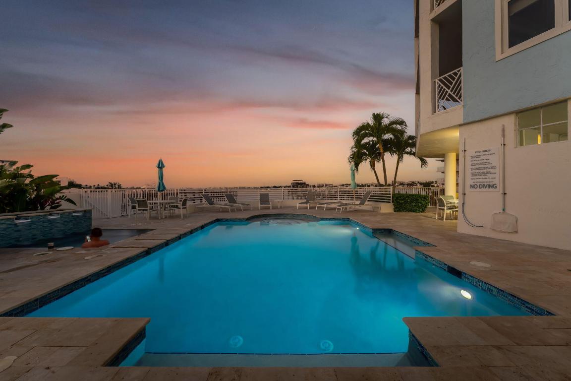 OLDE VILLAGE POINTE - Residential