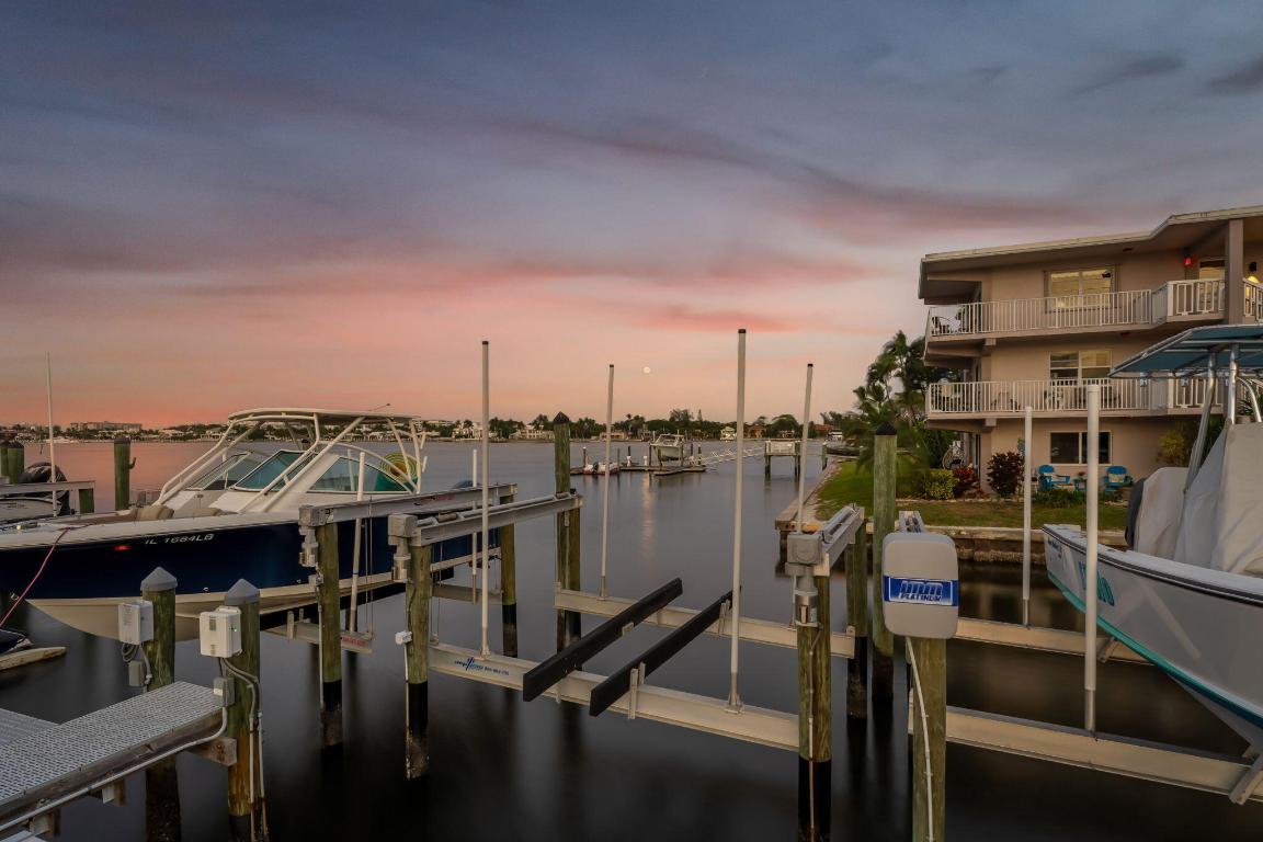 OLDE VILLAGE POINTE - Residential