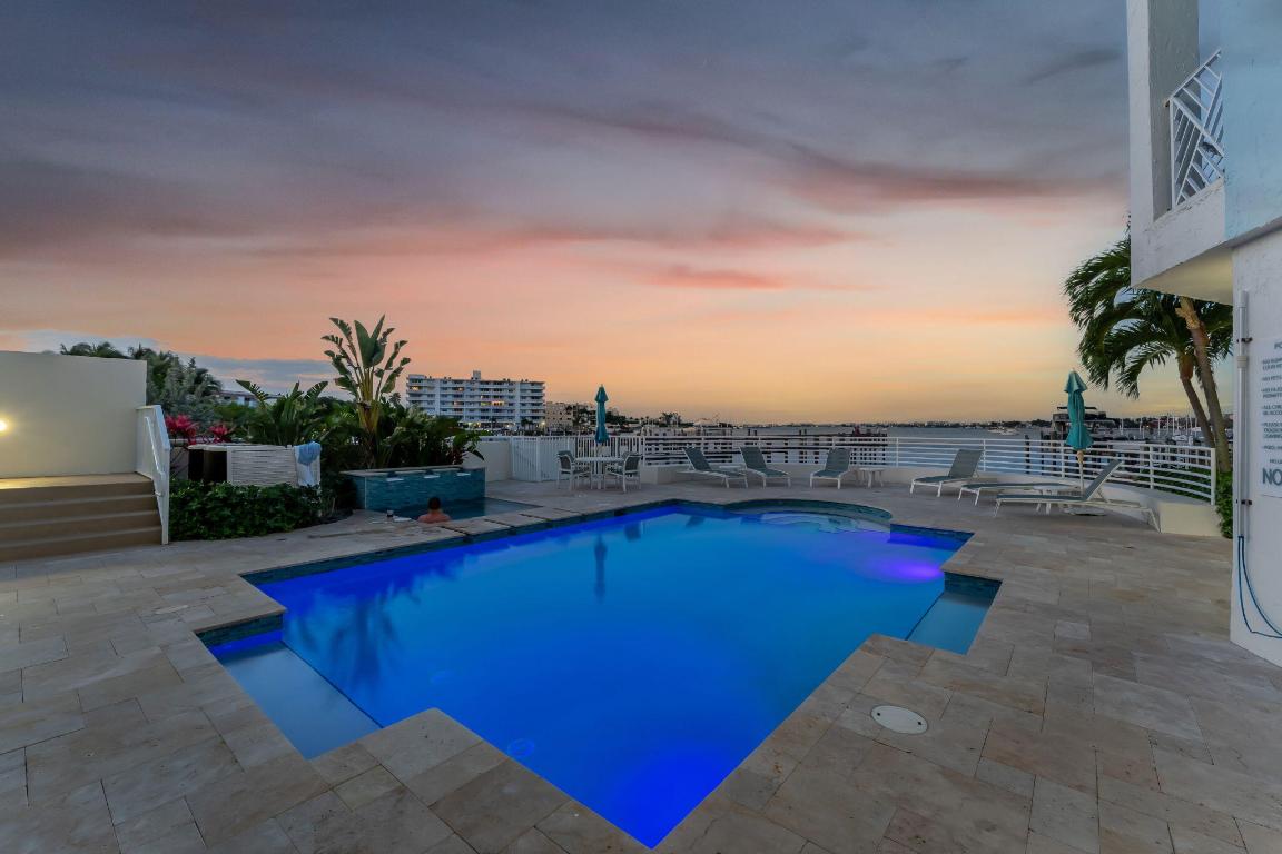 OLDE VILLAGE POINTE - Residential