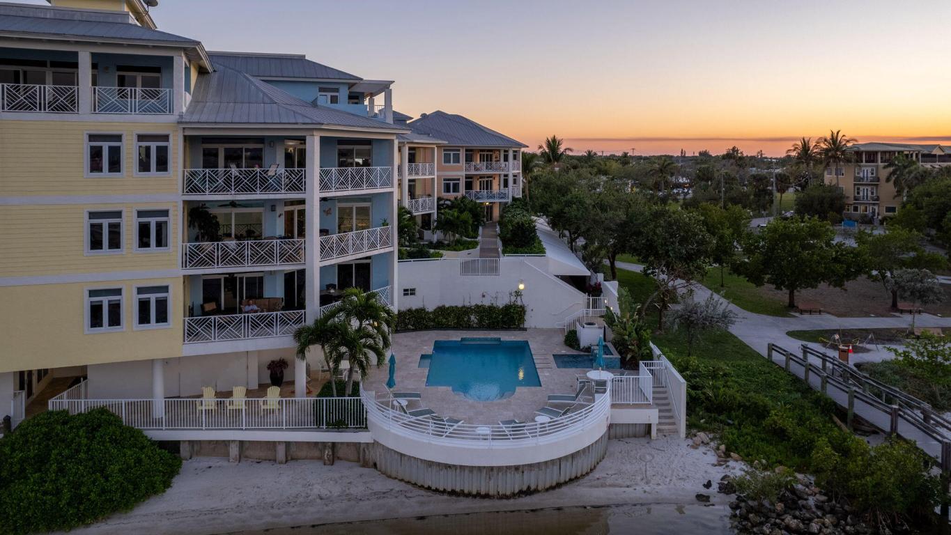 OLDE VILLAGE POINTE - Residential