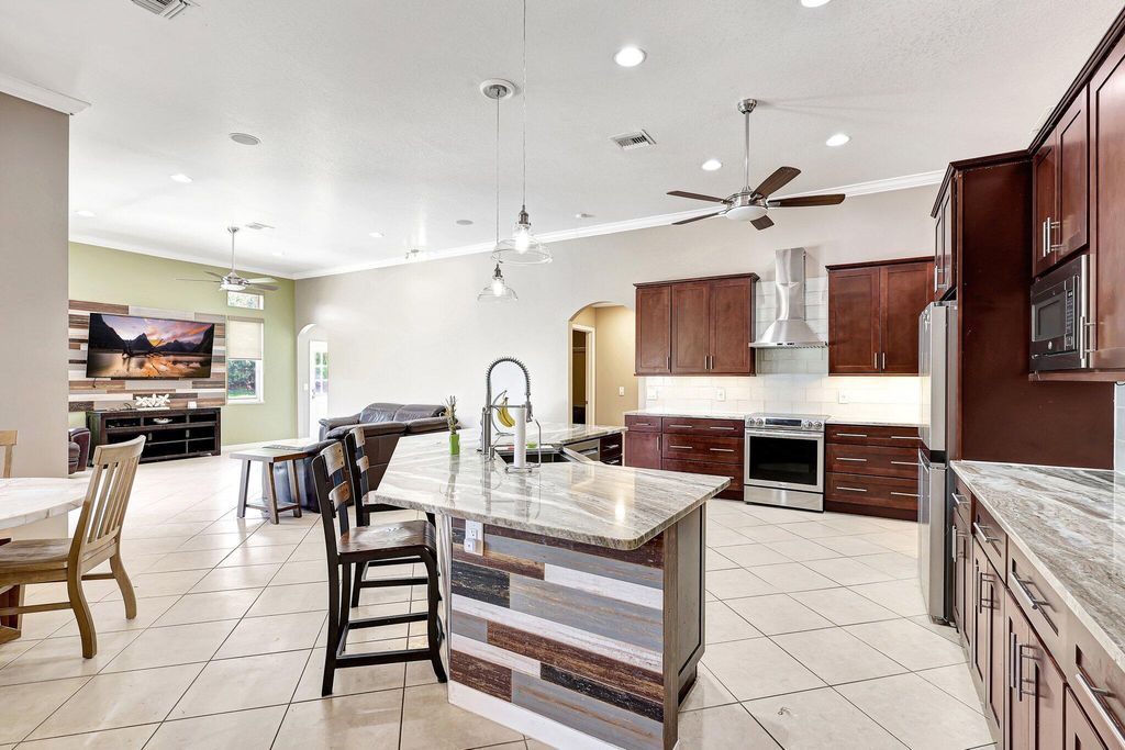 Photo of 4797 SW Lake Grove Circle, Palm City, FL 34990 (MLS # R11001627)