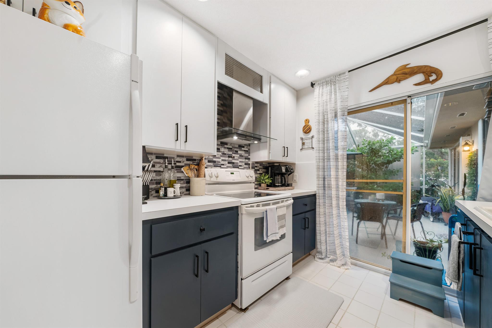 LAKE CATHERINE - Residential