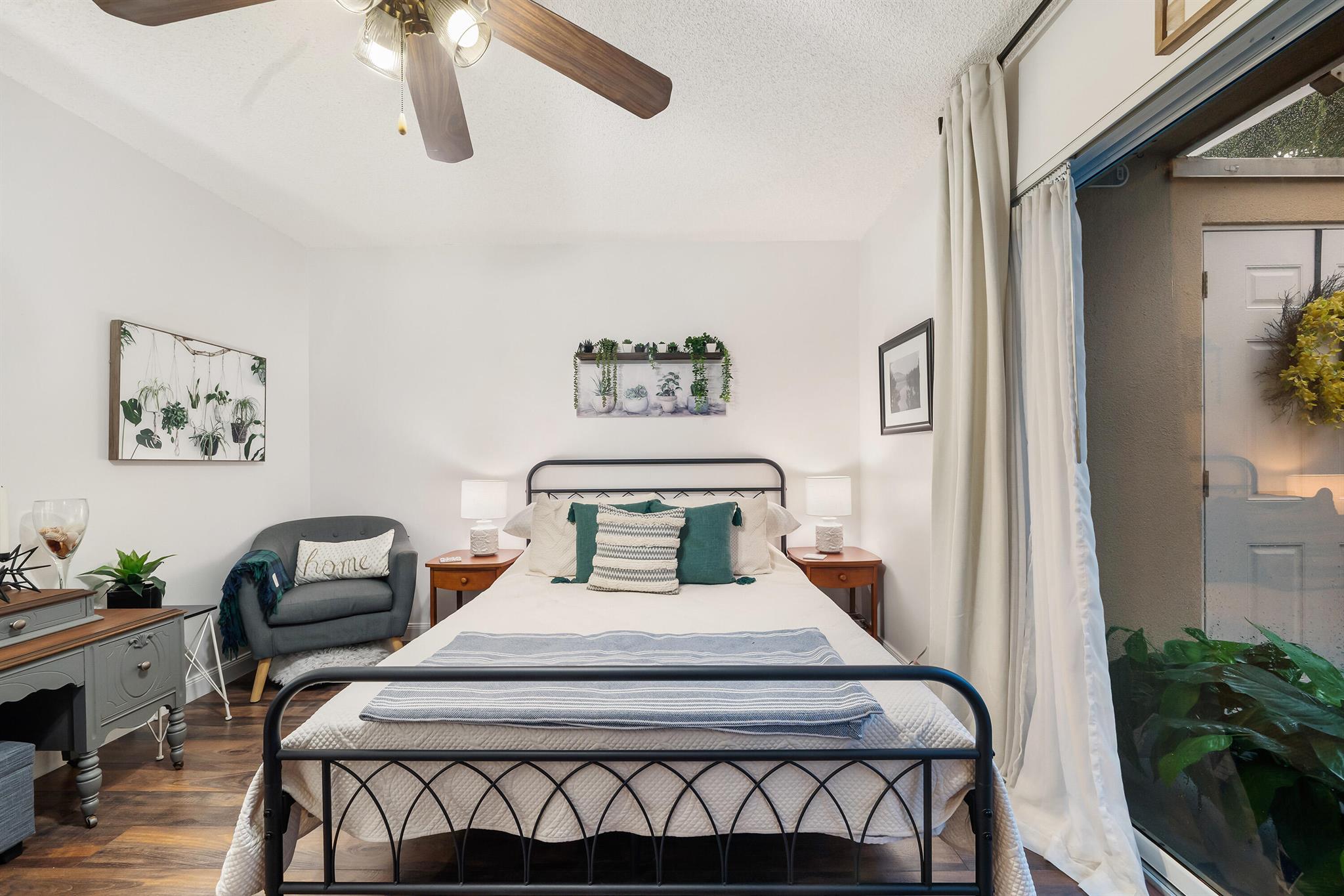 LAKE CATHERINE - Residential