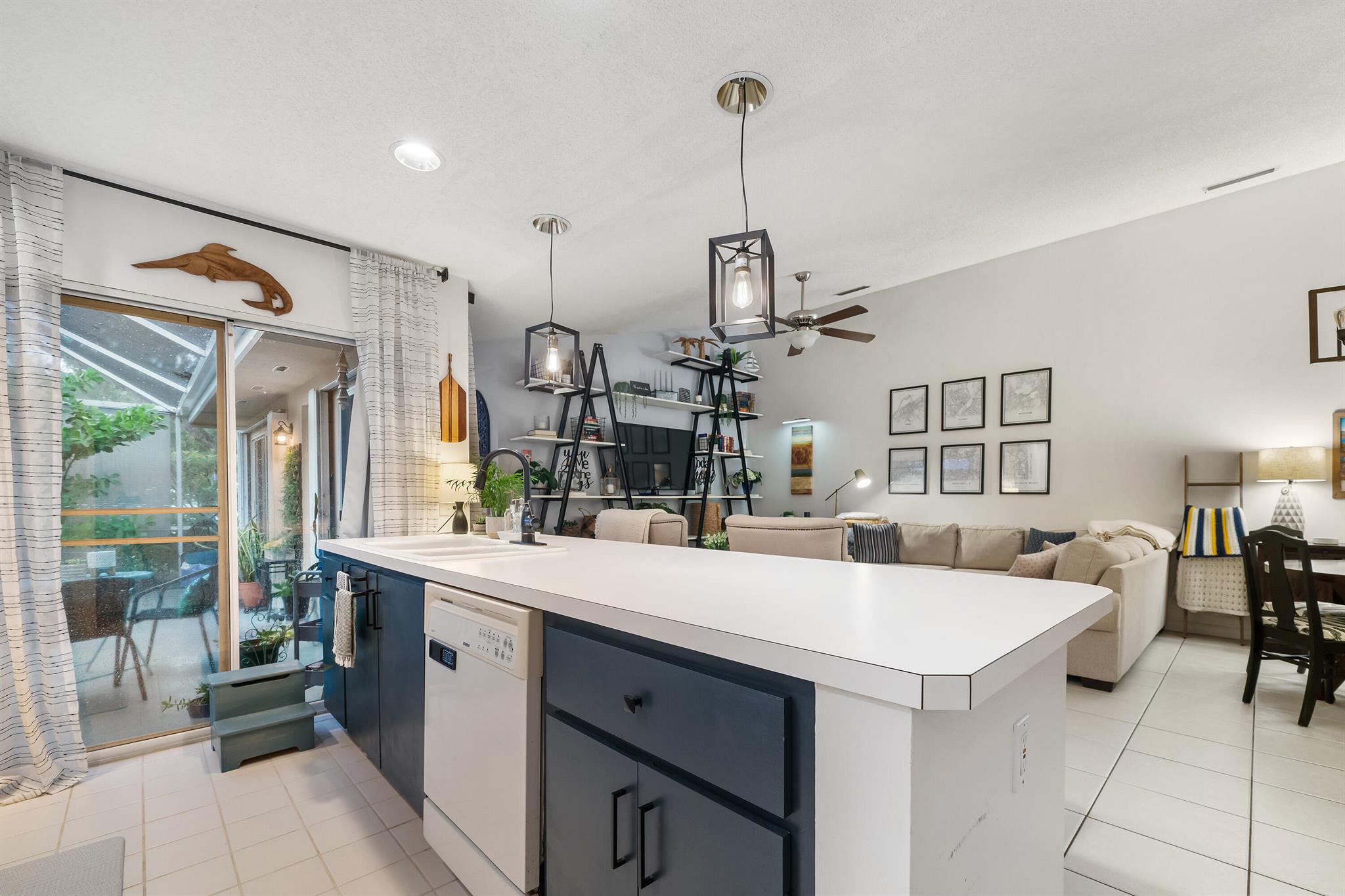 LAKE CATHERINE - Residential