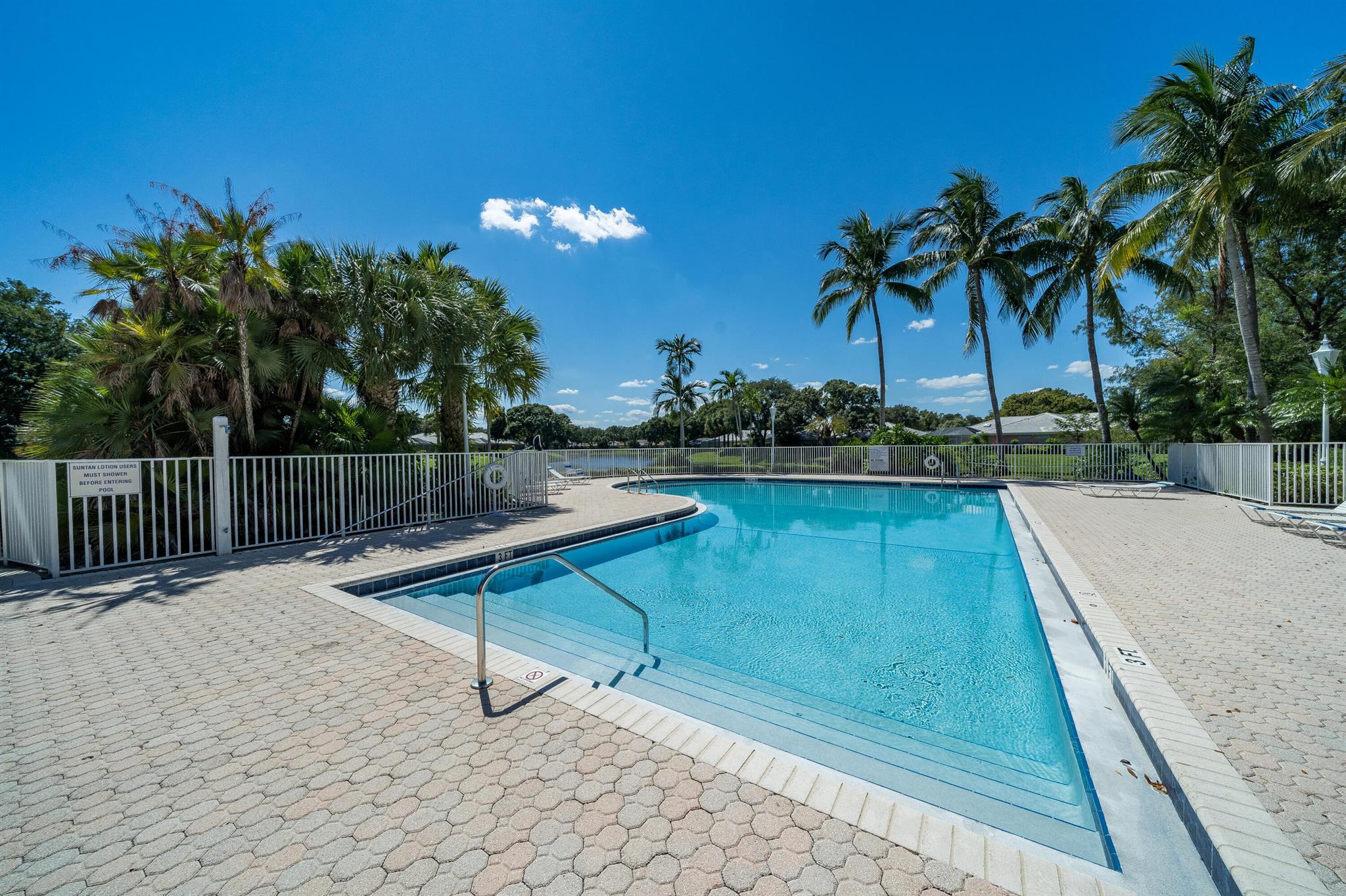 LAKE CATHERINE - Residential