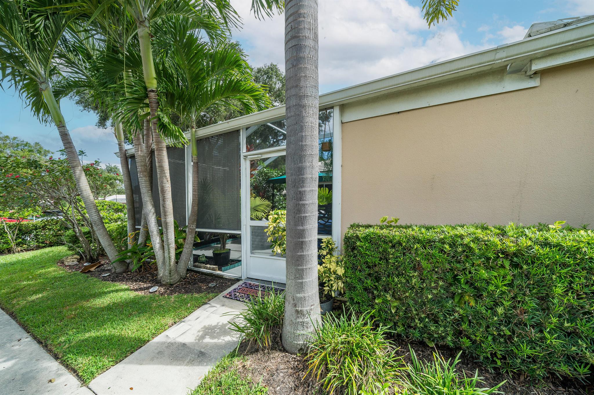 LAKE CATHERINE - Residential