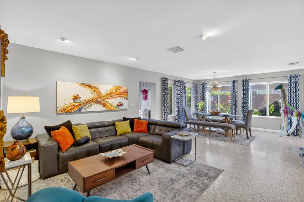 Photo of 1510 NE 39th Street, Oakland Park, FL 33334 (MLS # F10553899)