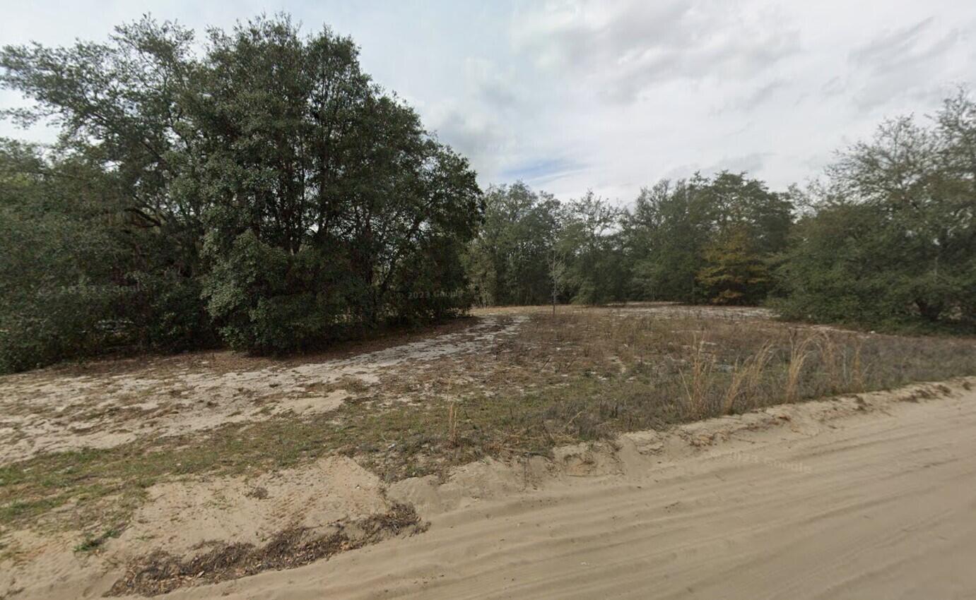 INTERLACHEN LAKES ESTATES - Land