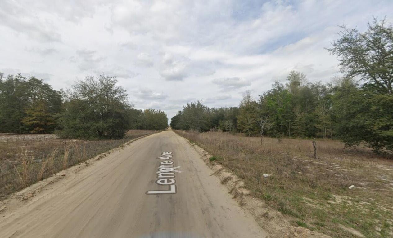 INTERLACHEN LAKES ESTATES - Land