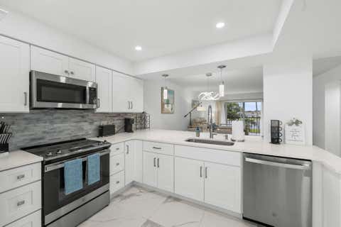 Tiny photo for 6936 Huntington Lane #302, Delray Beach, FL 33446 (MLS # B26023628)