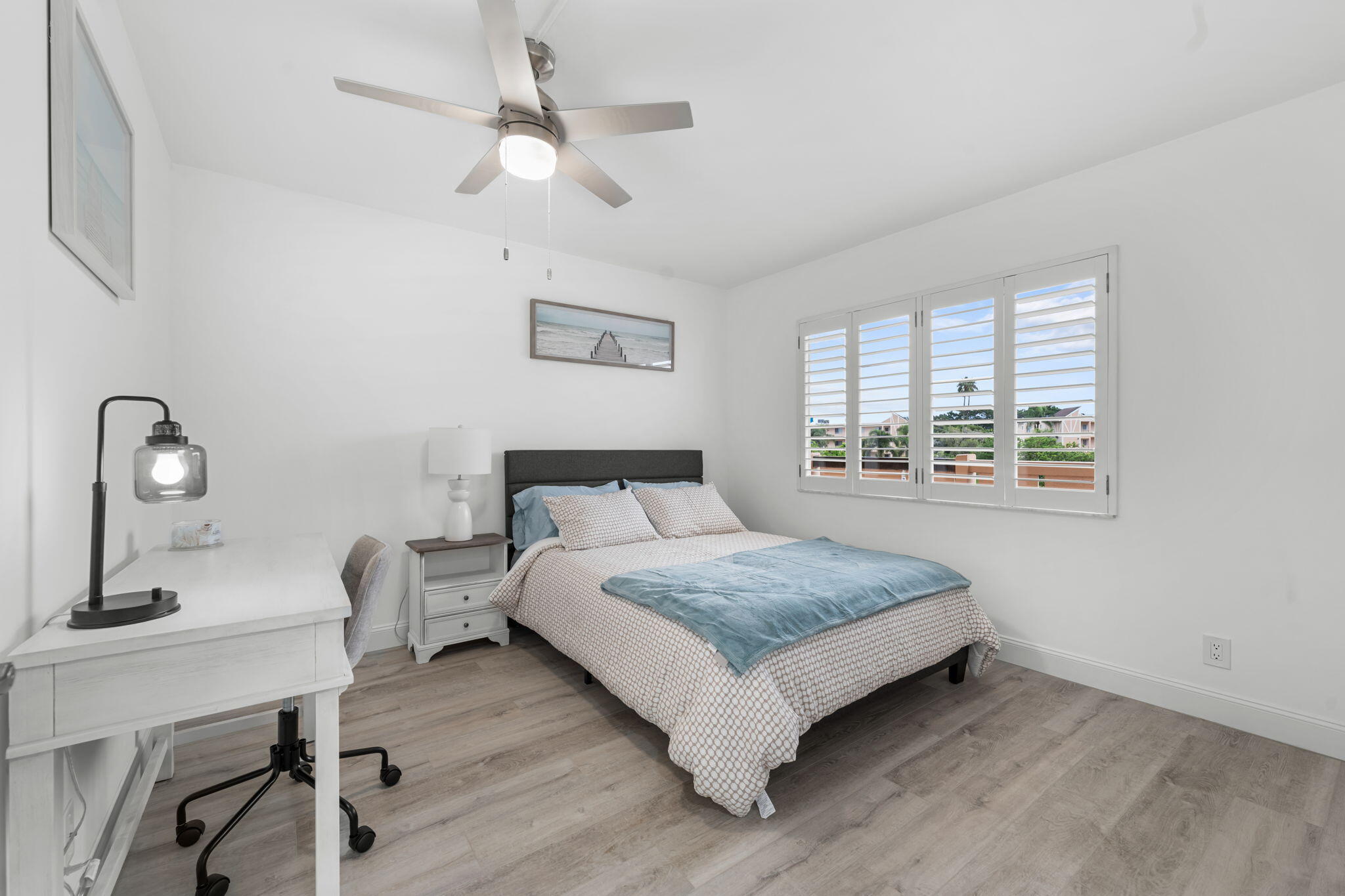 HUNTINGTON LAKES SEC TWO CONDOS - Residential