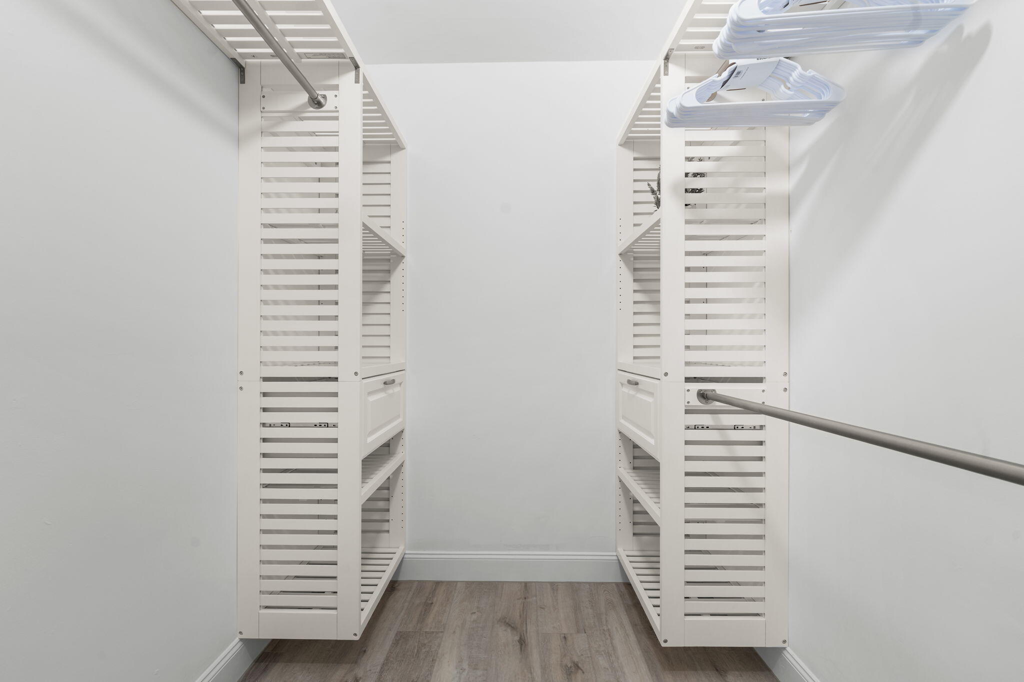 HUNTINGTON LAKES SEC TWO CONDOS - Residential