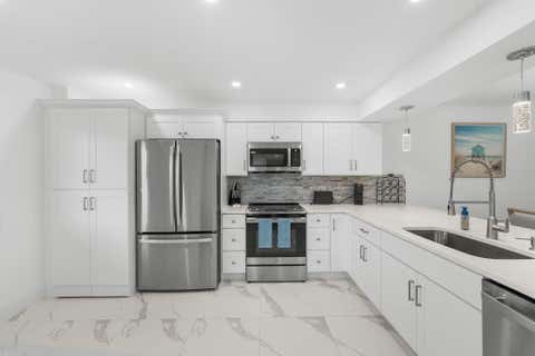 Tiny photo for 6936 Huntington Lane #302, Delray Beach, FL 33446 (MLS # B26023628)