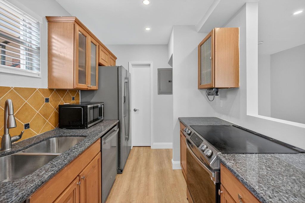 Photo of 2591 NE 55th Court #103, Fort Lauderdale, FL 33308 (MLS # R11104378)