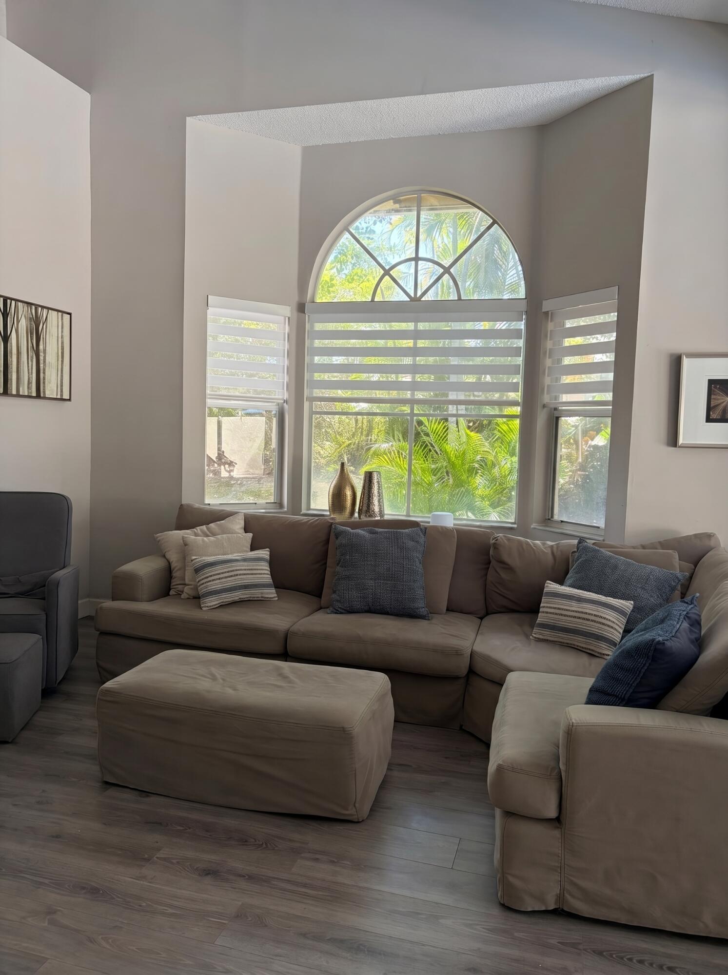 PALM AIRE OAKS COURSE ESTATES - Residential