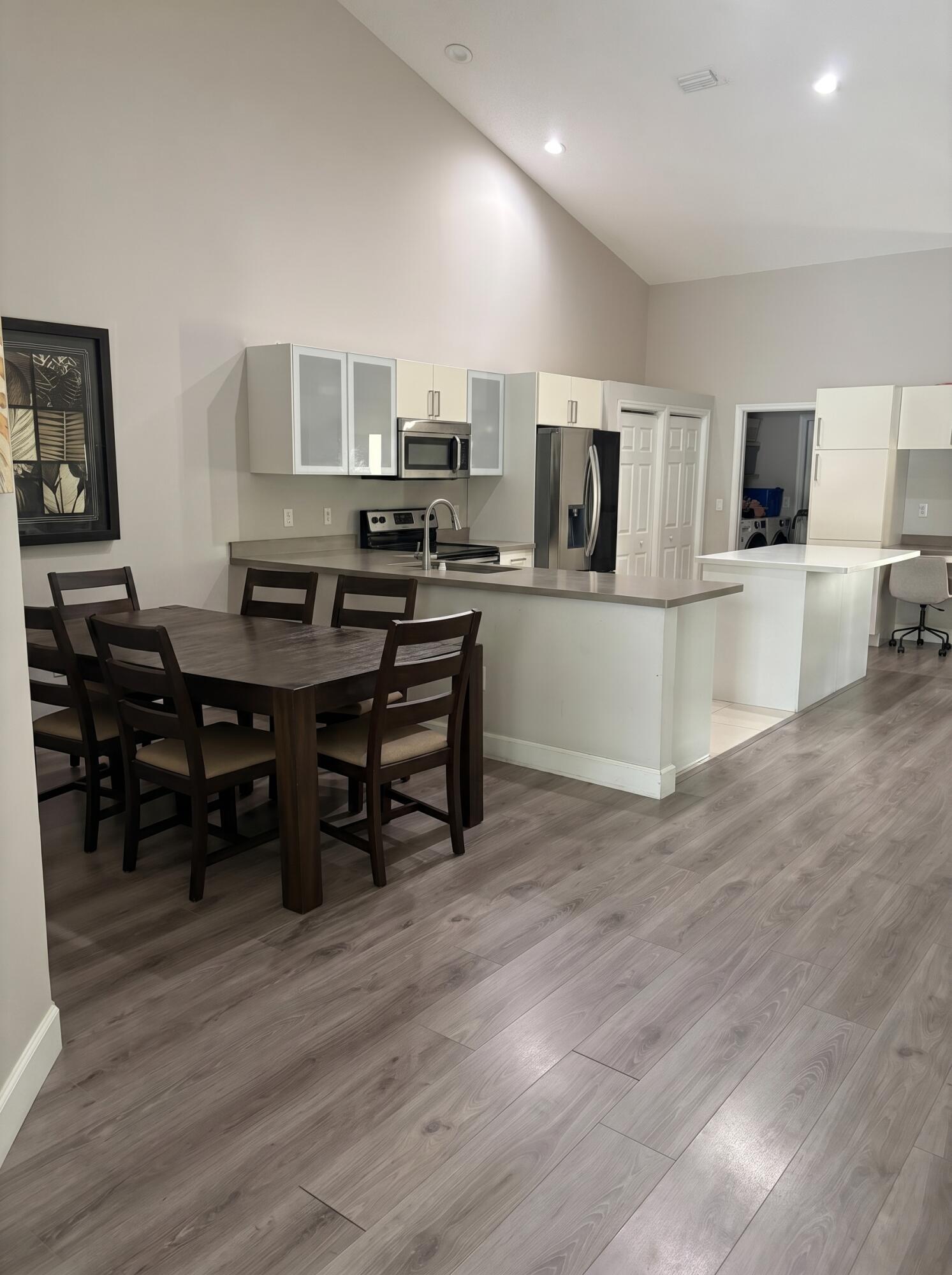 PALM AIRE OAKS COURSE ESTATES - Residential