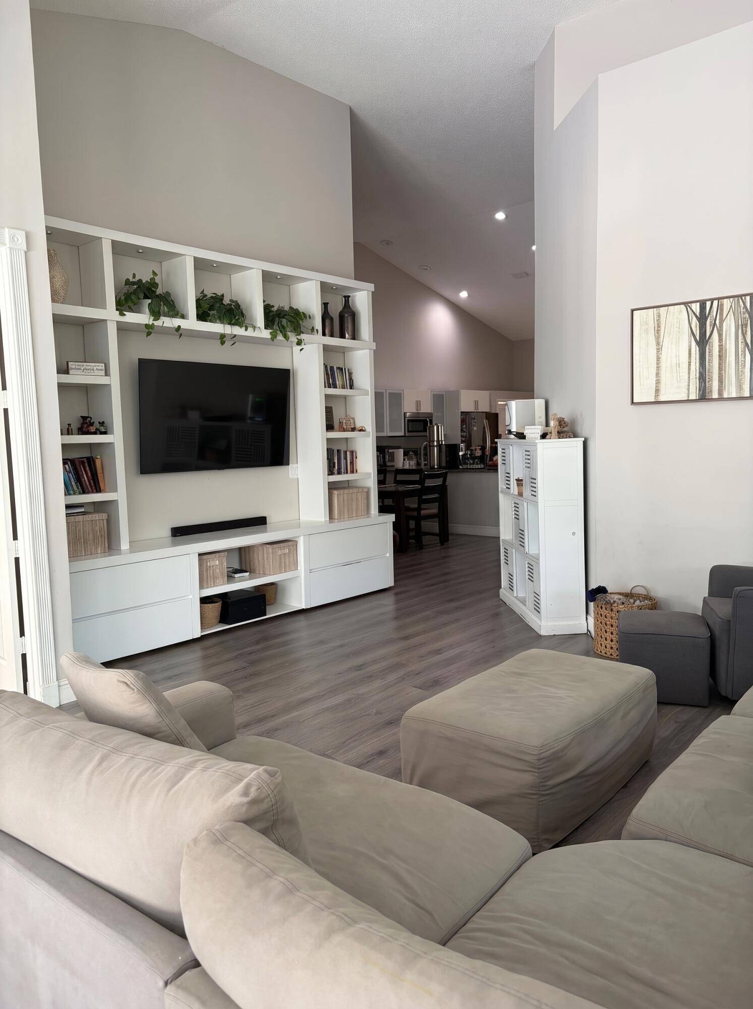 PALM AIRE OAKS COURSE ESTATES - Residential