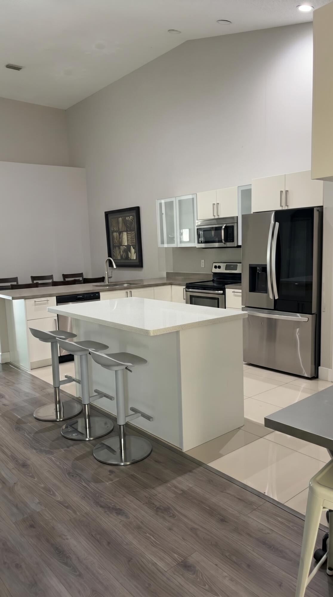 PALM AIRE OAKS COURSE ESTATES - Residential
