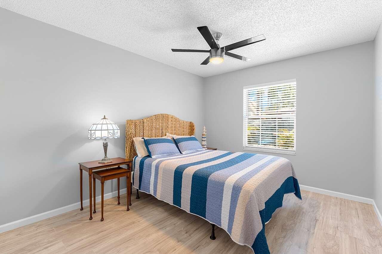PALM POINT FIRST ADD - Residential