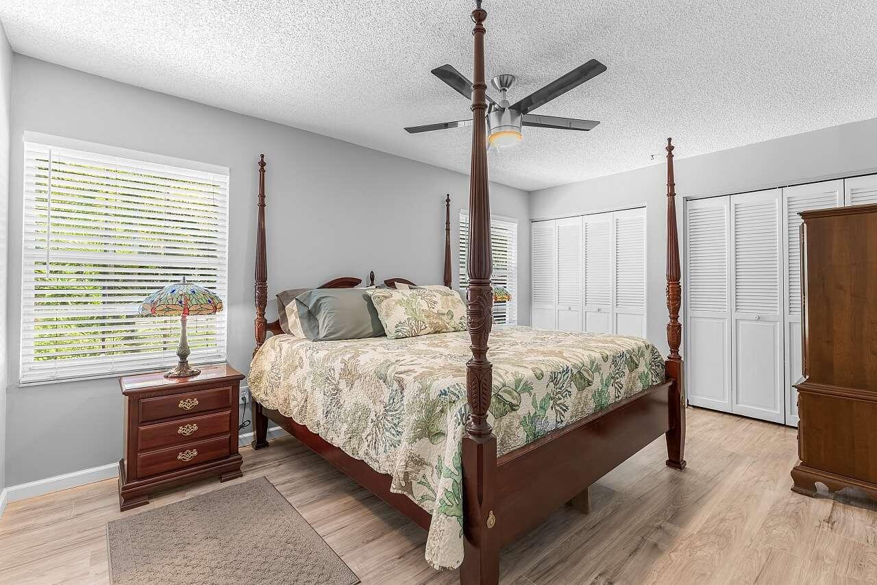 PALM POINT FIRST ADD - Residential