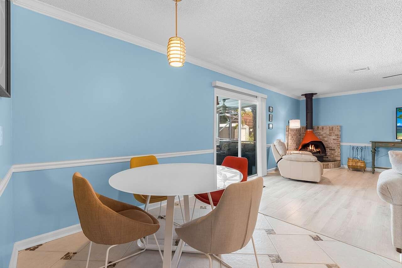 PALM POINT FIRST ADD - Residential