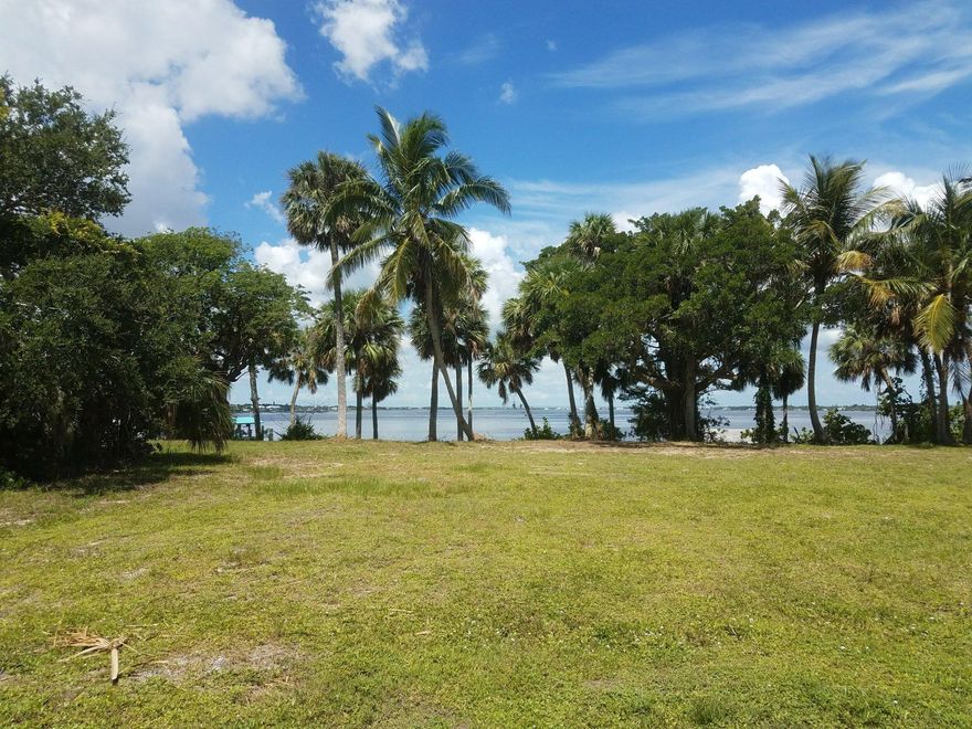 This is one of 2 waterfront lots available in River oak Place for sale. Bring you own Builder!!!! Highly sought after Sewall's Point location offers a tranquil setting in the Town of Sewall's Point. This subdivision consists of 6 home sites. There is city water and sewer in this development with low HOA fees.