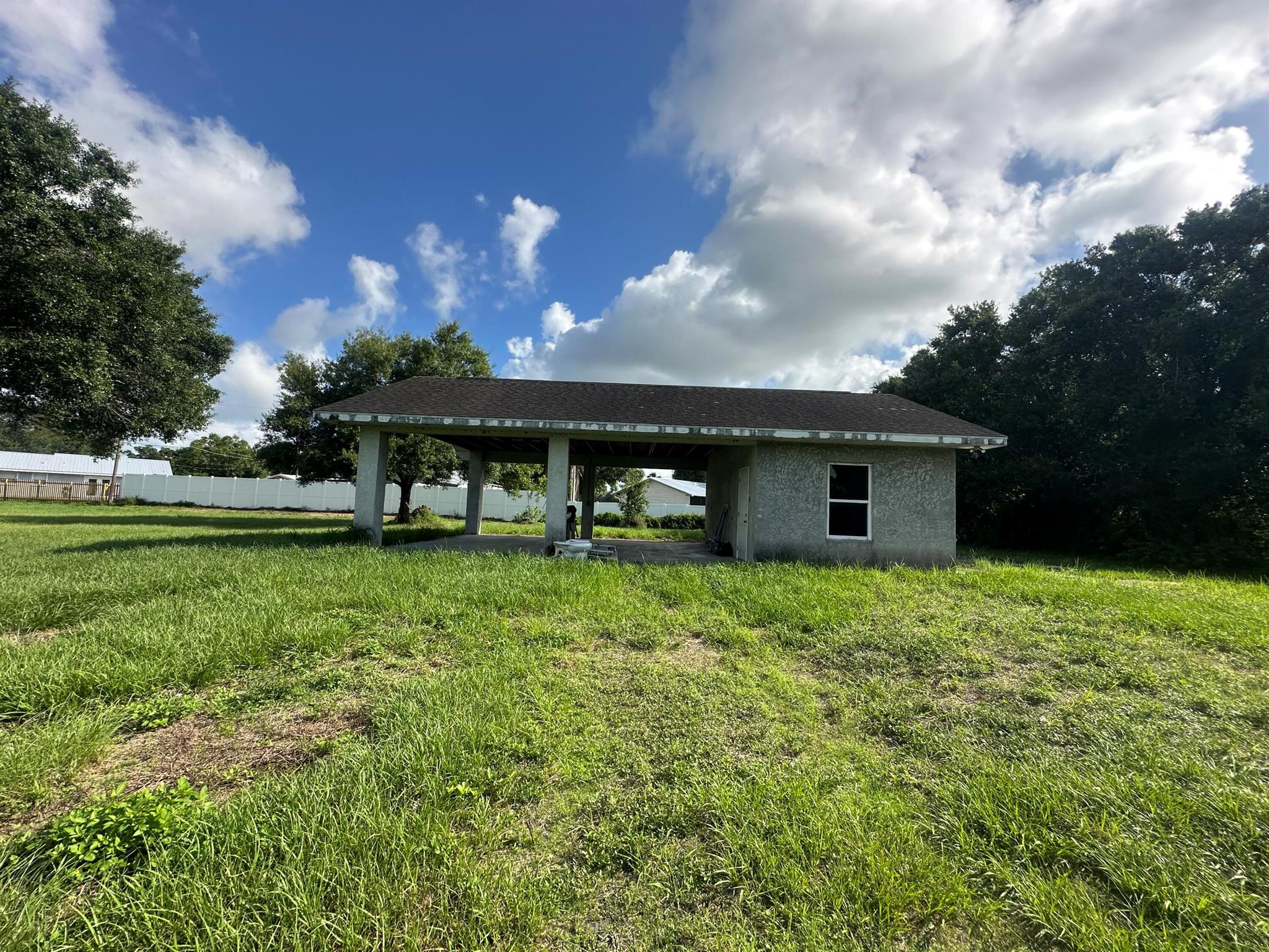 2055 SW Sw 3rd Street