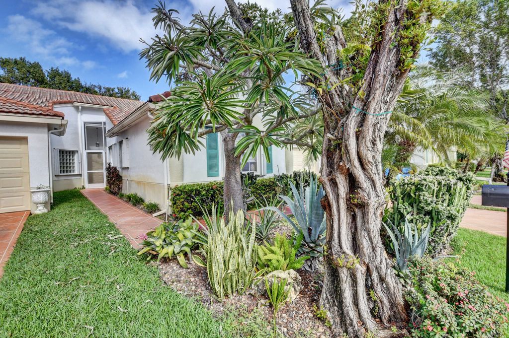 Photo of 6137 Petunia Road, Delray Beach, FL 33484 (MLS # R10767970)