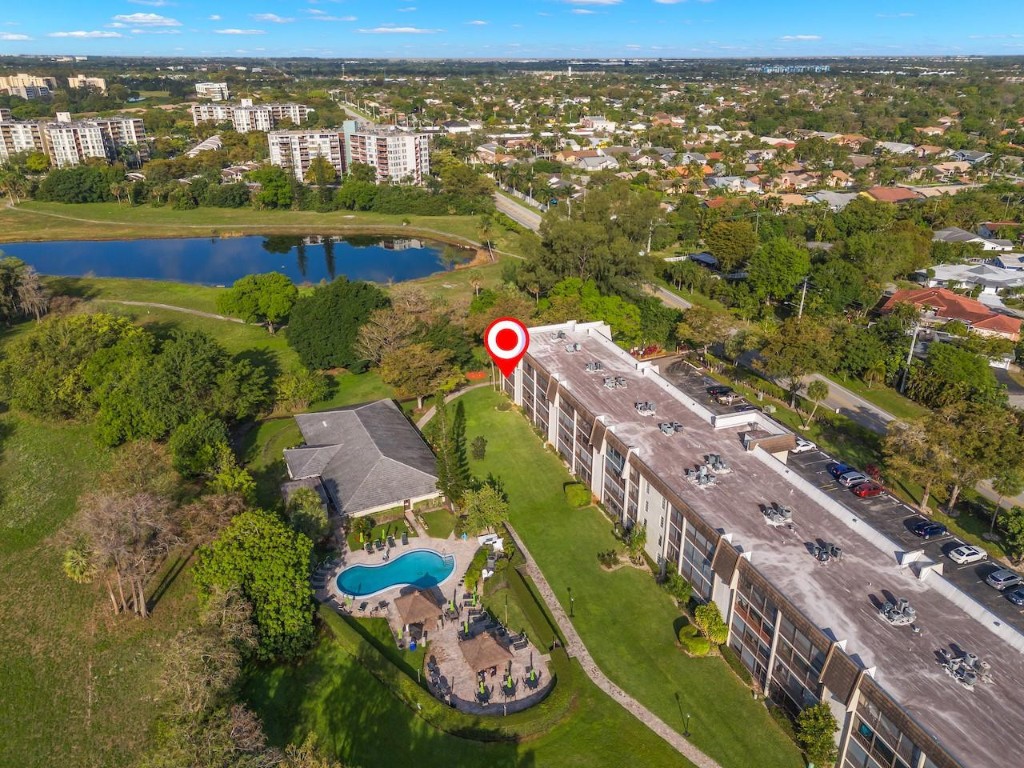 Greens of Inverrary - Residential