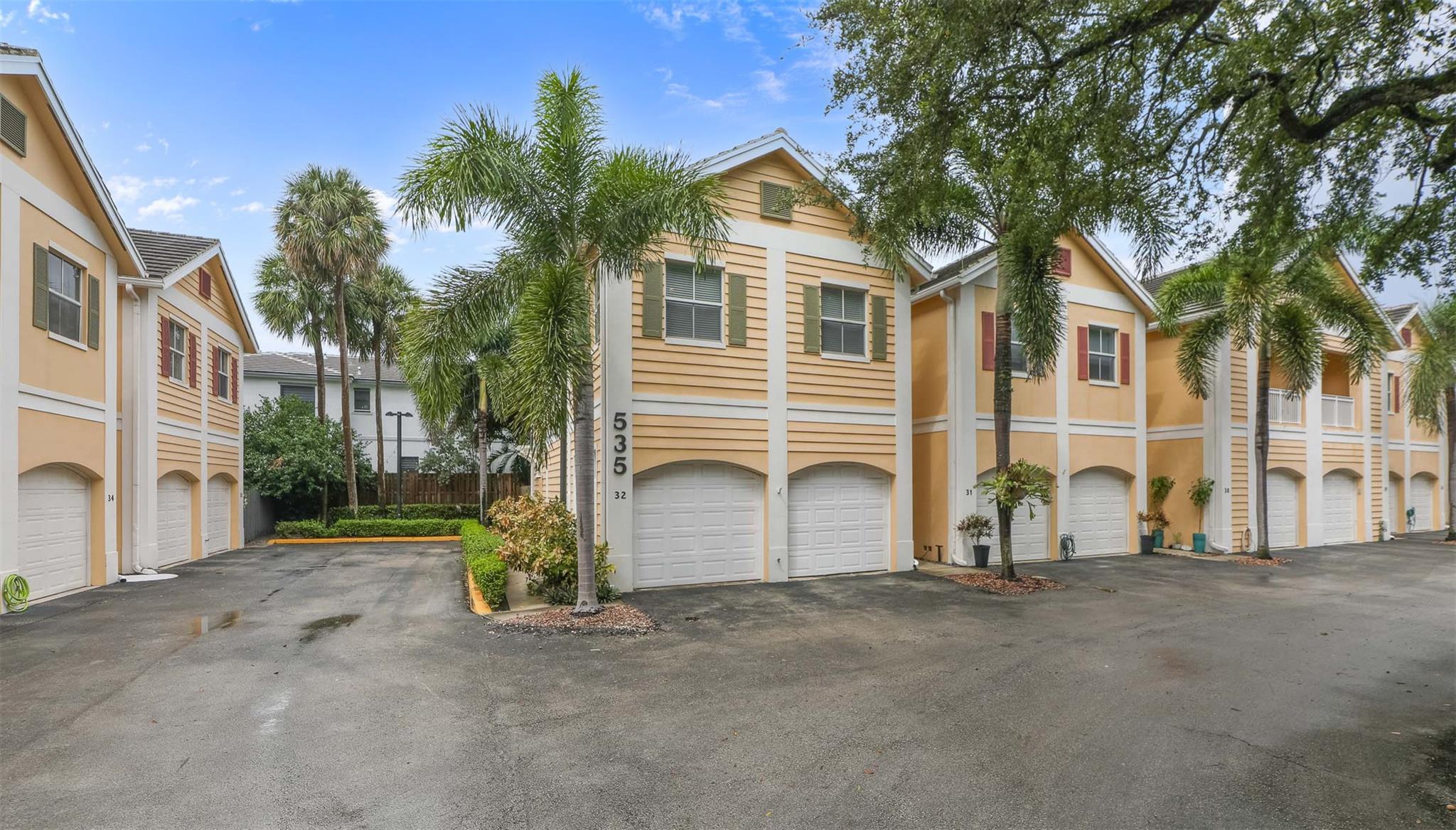 Discover the perfect blend of luxury and tranquility at Oak Hammock, an exclusive residential community nestled in the heart of Fort Lauderdale. Located just minutes from Fort Lauderdale's vibrant downtown, Oak Hammock offers easy access to dining, shopping, and entertainment. The townhome features an open floor plan, high-end finishes, and ample natural light. The spacious backyard is perfect for entertaining or relaxing, and residents have access to a community pool. Enjoy peace of mind in this fully gated community. This is an end unit, so more windows and less neighbors.